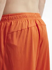 1905572-573000_CRAFT SQUAD SHORT SOLID M_Closeup5.jpg